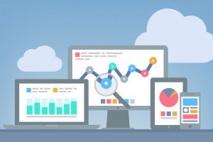 The 4 Minute LMS Buying Guide: Deployment And Customer Types, Features And Tips You Need To Know