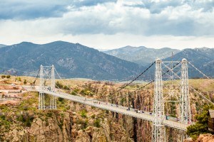 5 Tips To Bridge The Technology Gap Faced By Adult Learners