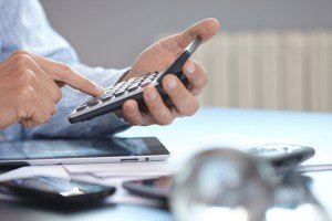 Calculating Learning Management System Costs: 7 Factors eLearning Professionals Should Consider