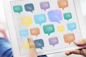 8 Ways To Facilitate Meaningful Online Discussions In eLearning