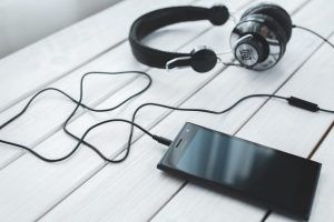 3 Best Investment Podcasts For Entrepreneurs