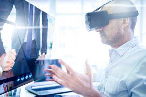 6 Tips To Use Virtual Reality In Online Training