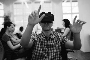 The 3 Keys To Introduce Virtual Reality In Your eLearning Courses
