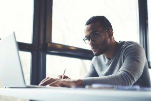 8 Tips To Host Online Training Webinars For Your Global Workforce