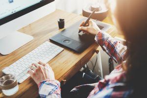 What Is More Important For Your Online Training? Visual Vs. Instructional Design