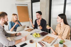 Can Multilingualism Help Employees' Decision-Making Skills?