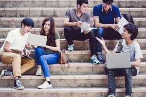 Why Integrating Technology In The Classroom Can Better Connect Parents, Teachers, And Students