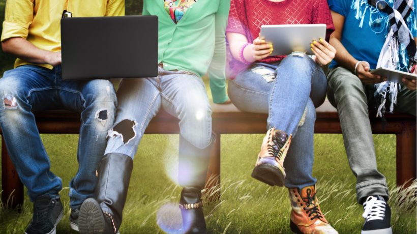 The positive connection between games and online learning - The