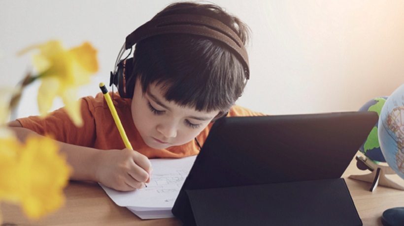 Zooming into Knowledge: The New Classroom Revolution