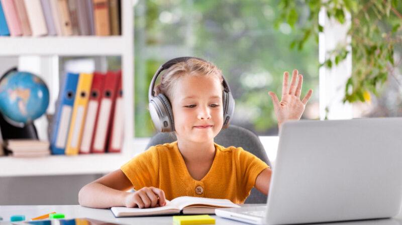 How Can Blended Learning Prepare Digital Natives And Gen Alpha For The Technological Frontier
