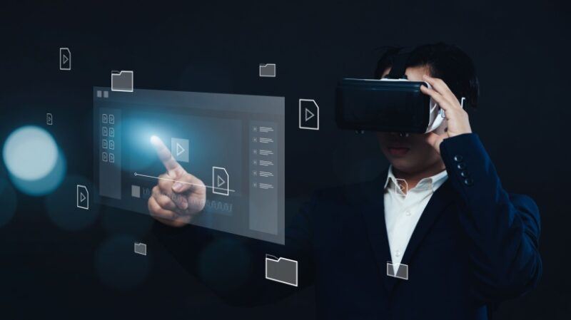 The Rise Of AR And VR In Microlearning: Opportunities And Challenges
