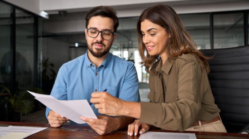 LMS Vs. LXP: A Complete Comparison For L&D Professionals